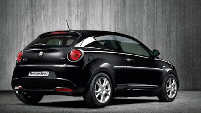 Το νέο μοντέλο θα εφοδιάζεται με έναν turbo 2κύλινδρο TwinAir κινητήρα, ο οποίος θα παράγει 100 ίππους και θα μπορεί να λειτουργήσει τόσο με φυσικό αέ